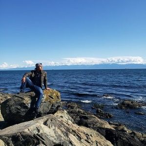 Meet your Posher, Roger